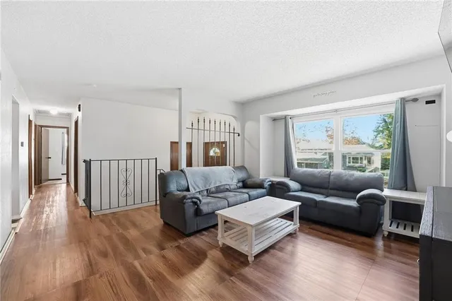 $250,000 | 1620 North Belvidere Avenue, Independence, MO 64056