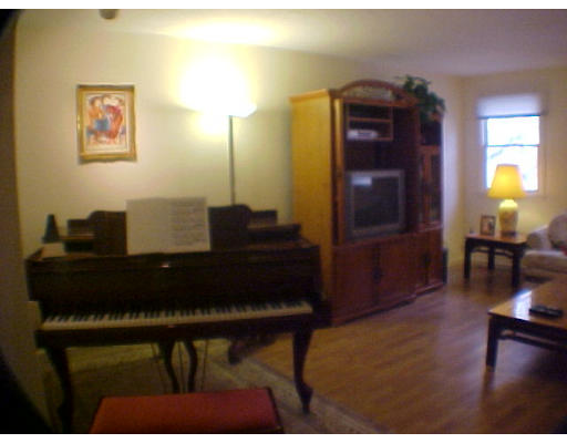 58 Regent Circle, Unit 58 58 Brookline, MA 02445 - Photo 4 of 5