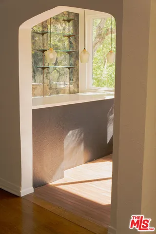 $8,700 | 2829 North Beachwood Drive, Los Angeles, CA 90068