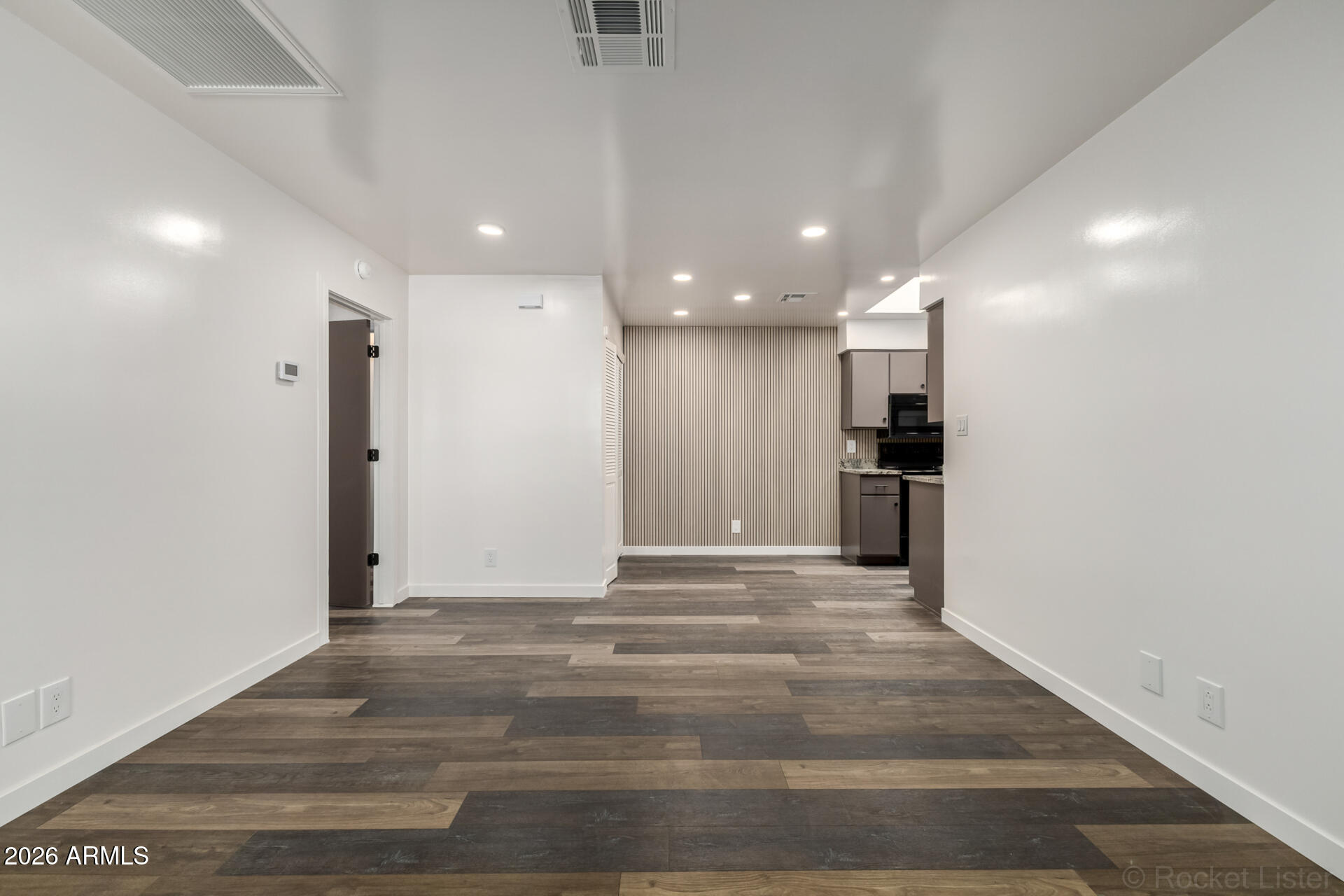 95 North Cooper Road, Unit 50 Chandler, AZ 85225 - Photo 8 of 46 08 Cooper 50