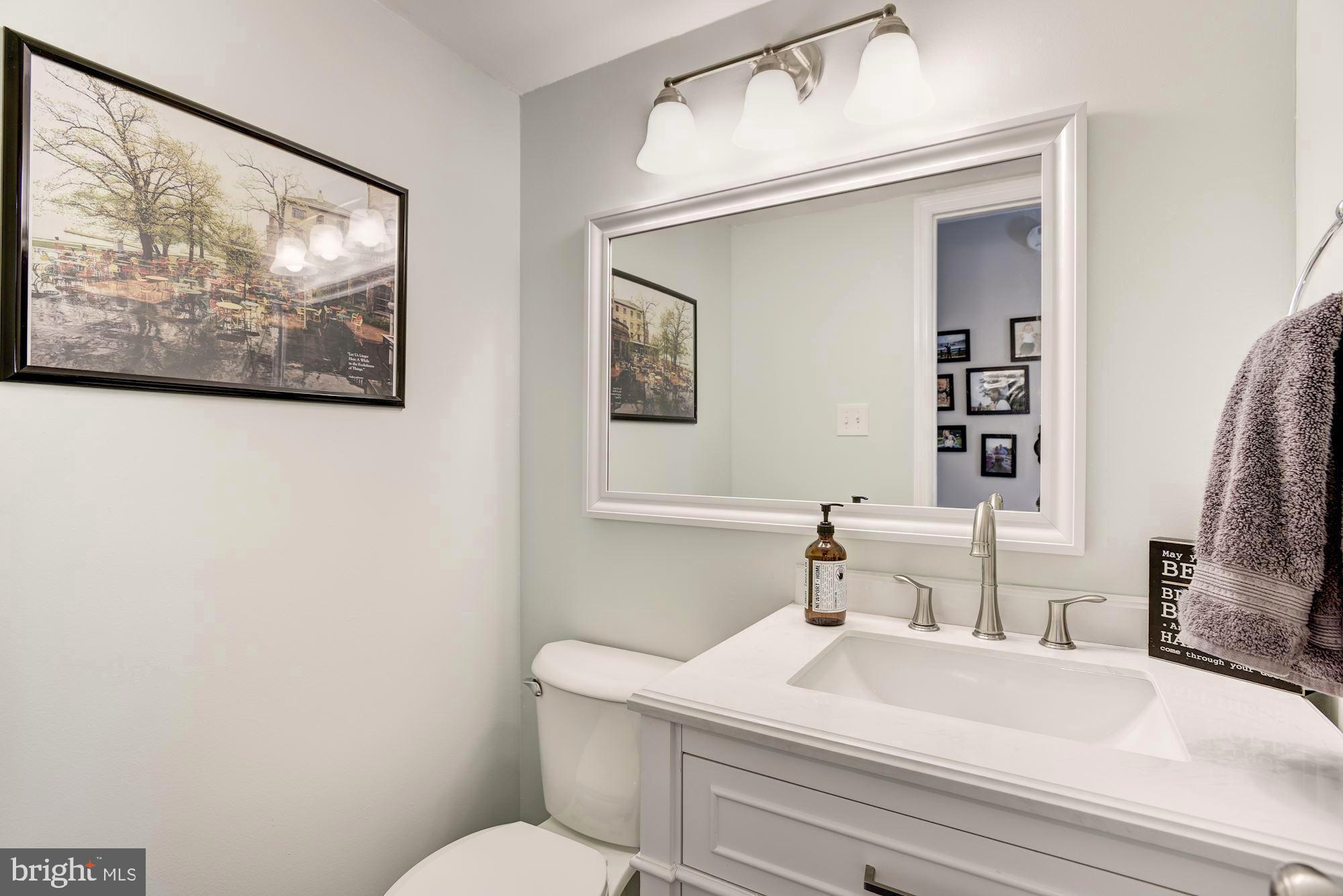 2233 Halter Lane Reston, VA 20191 - Photo 16 of 34 Powder room on first floor