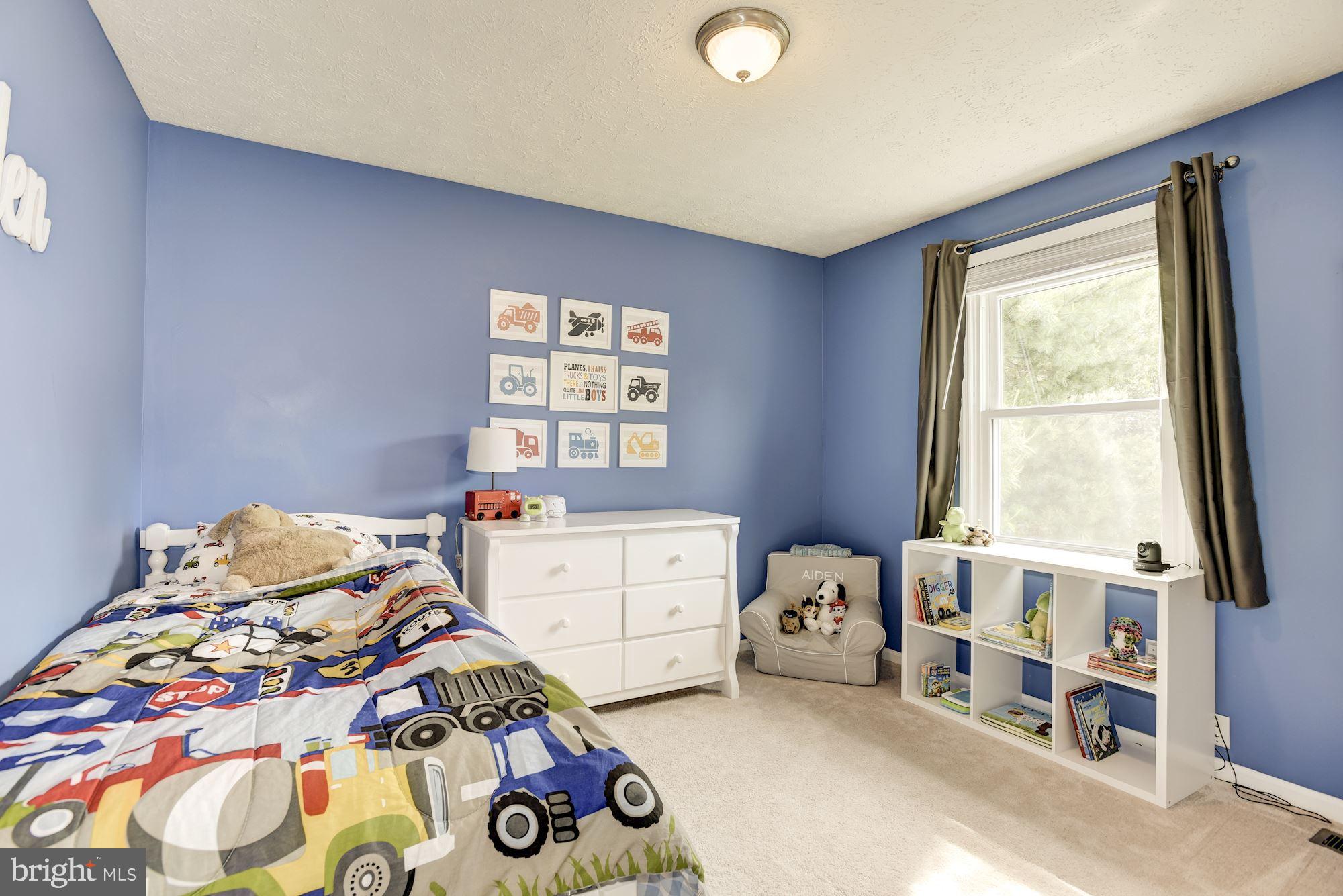 2233 Halter Lane Reston, VA 20191 - Photo 22 of 34 Bedroom 3