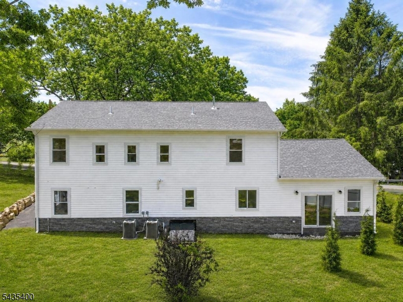 35 Stanhope Sparta Road Sparta, NJ 07871 - Photo 3 of 45