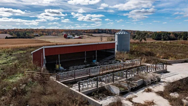 $350,000 | N9878 Sprenger Road, Marion, WI 54950