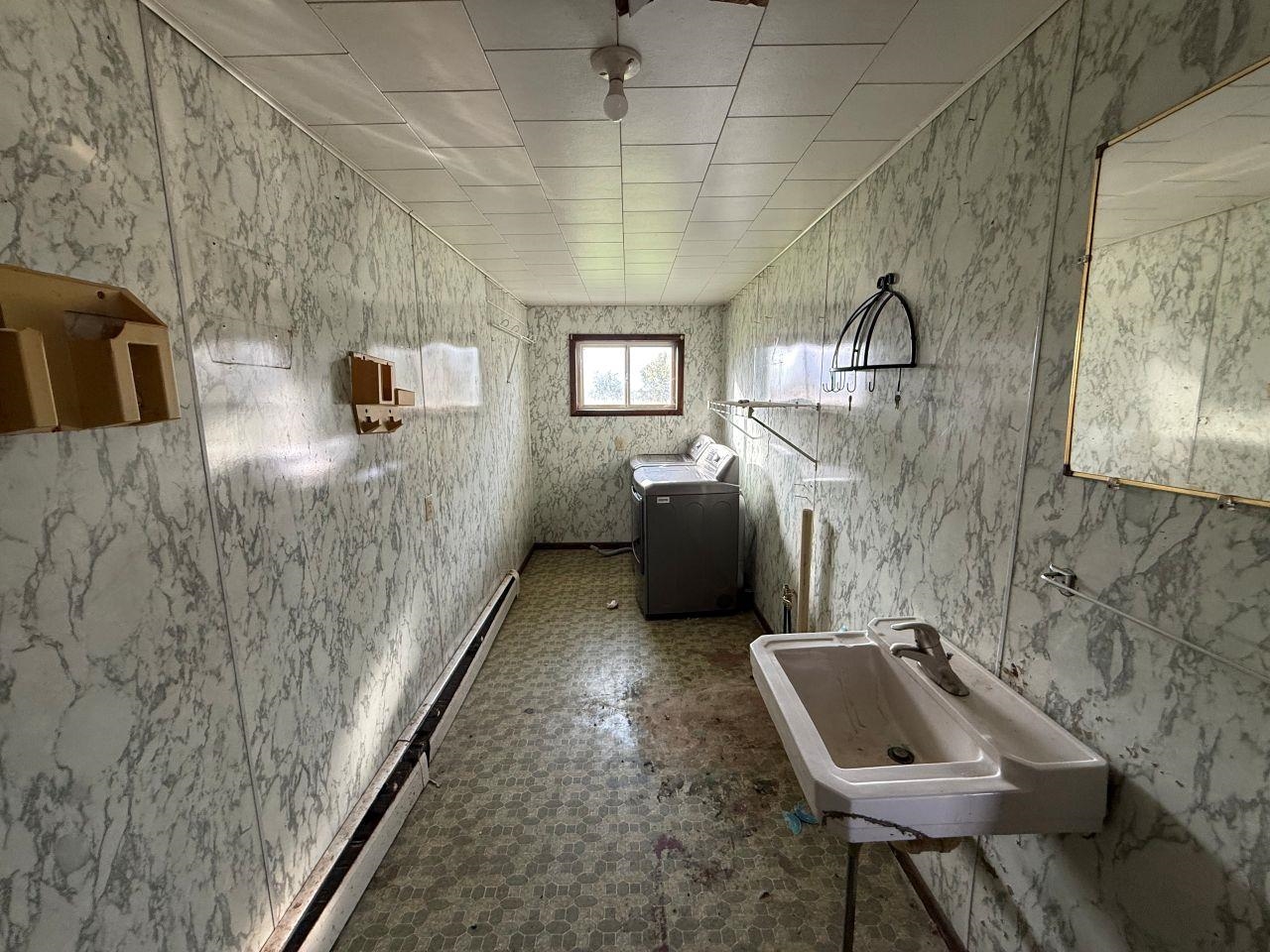 N9878 Sprenger Road Marion, WI 54950 - Photo 29 of 37