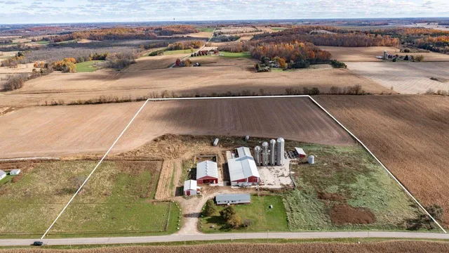 $350,000 | N9878 Sprenger Road, Marion, WI 54950