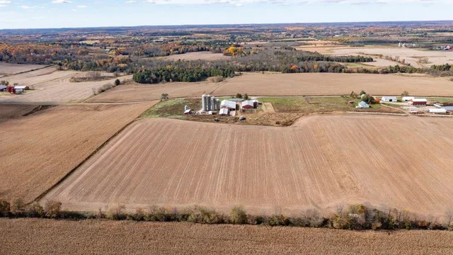 $350,000 | N9878 Sprenger Road, Marion, WI 54950