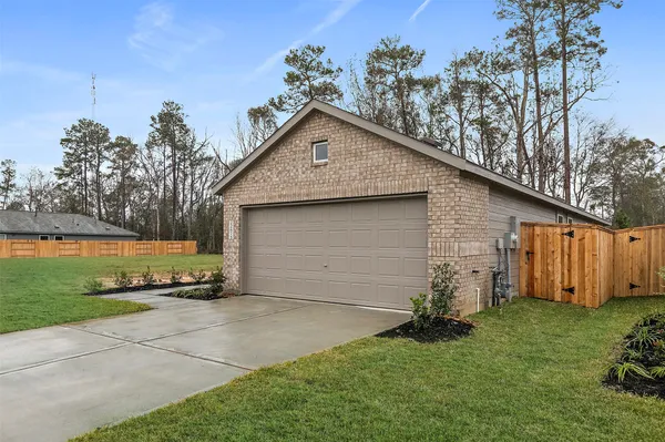 $1,650 | 22675 Downy Hawthorn Drive, New Caney, TX 77357