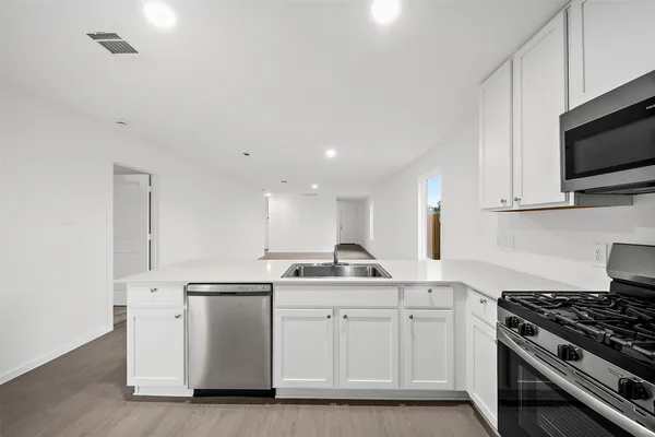 $1,650 | 22675 Downy Hawthorn Drive, New Caney, TX 77357