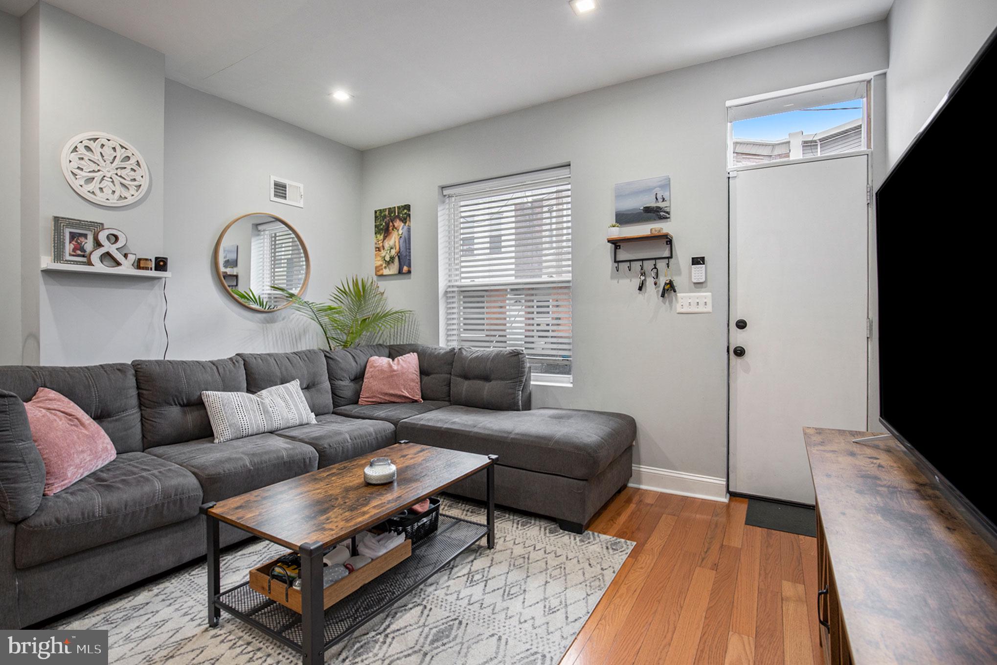 2009 Mercy Street Philadelphia, PA 19145 - Photo 14 of 28