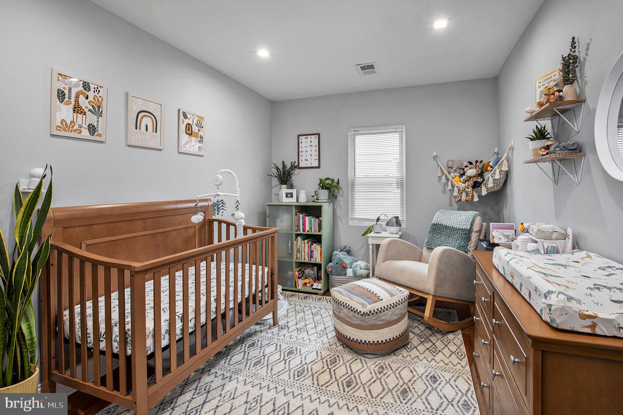 2009 Mercy Street Philadelphia, PA 19145 - Photo 18 of 28