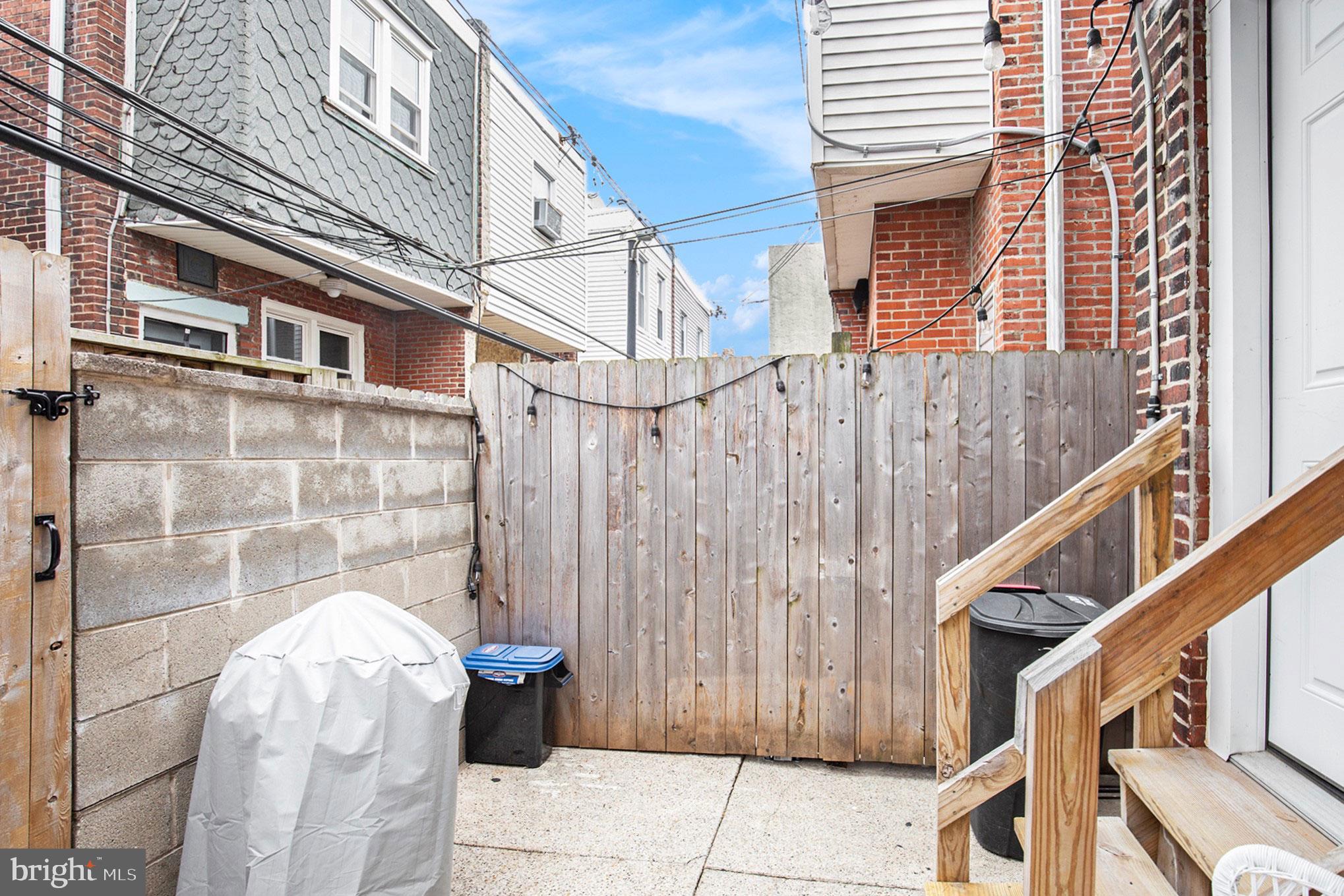 2009 Mercy Street Philadelphia, PA 19145 - Photo 27 of 28