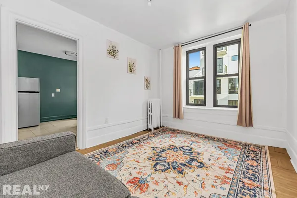$415,000 | 195 South 4th Street, Unit E2 | Williamsburg