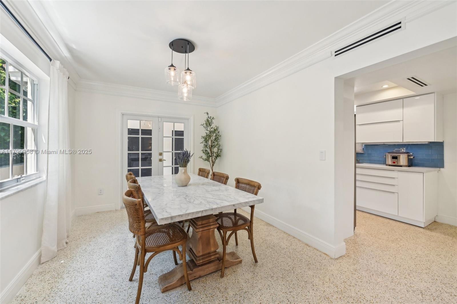 4700 Alhambra Circle Coral Gables, FL 33146 - Photo 7 of 30