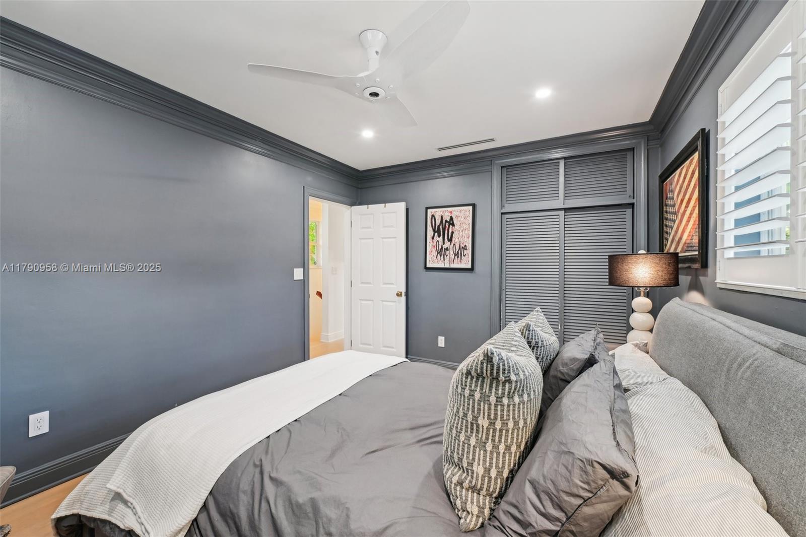 4700 Alhambra Circle Coral Gables, FL 33146 - Photo 10 of 30