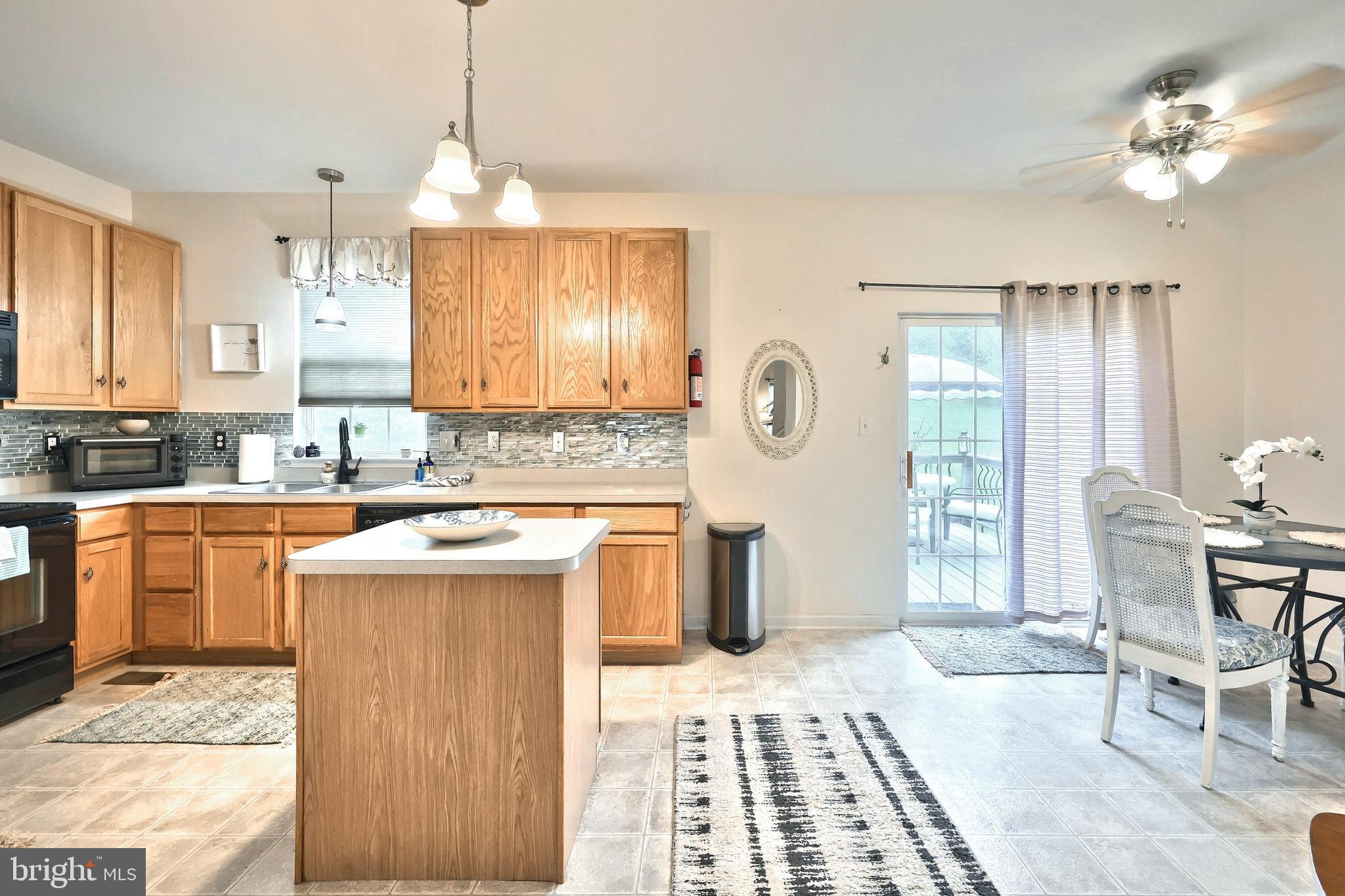 2260 Walnut Bottom Road, Unit 152 York, PA 17408 - Photo 13 of 34 Gallery Image 13