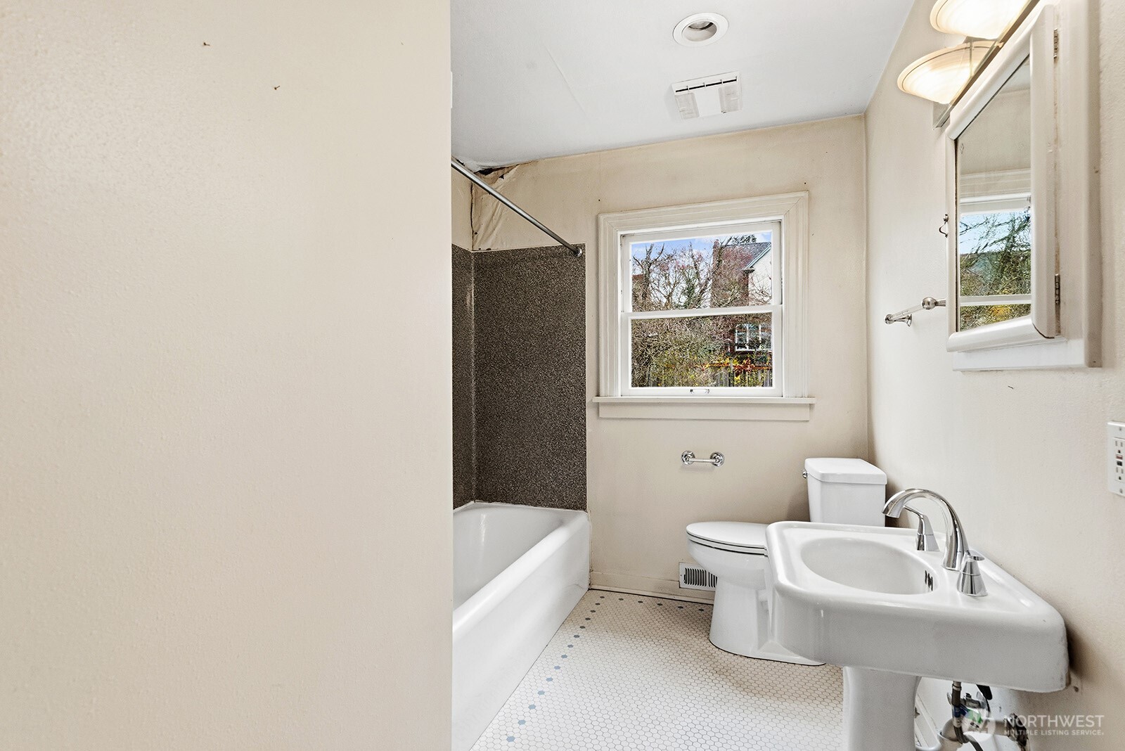 1142 North 77th Street Seattle, WA 98103 - Photo 21 of 24