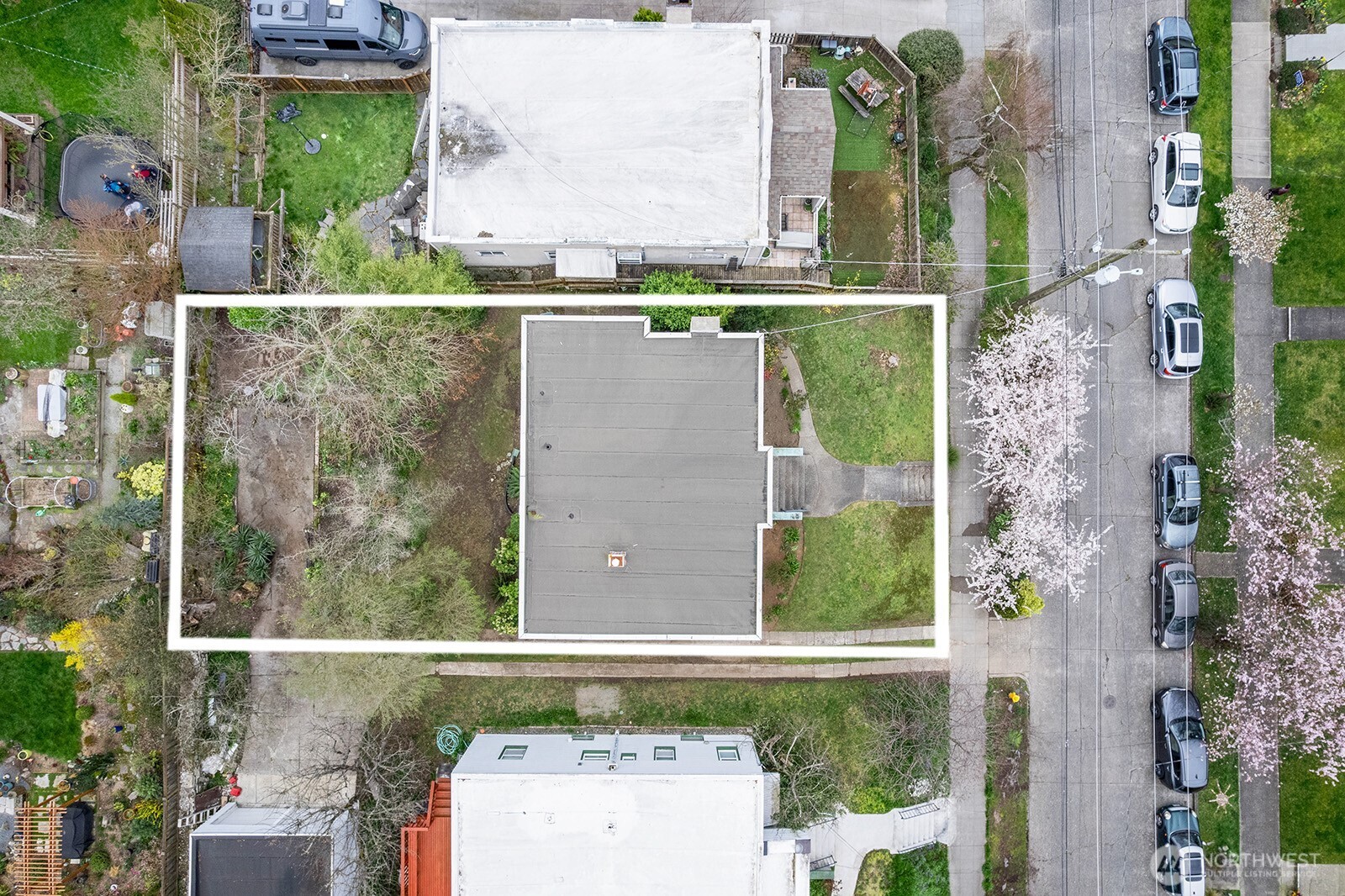 1142 North 77th Street Seattle, WA 98103 - Photo 9 of 24