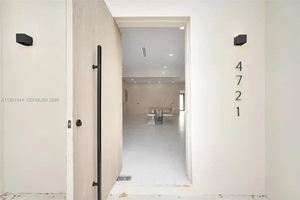 $7,500 | 4721 Northwest 6th Avenue, Miami, FL 33127