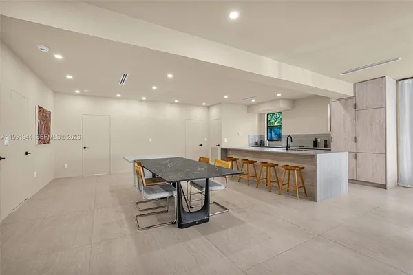 $7,500 | 4721 Northwest 6th Avenue, Miami, FL 33127