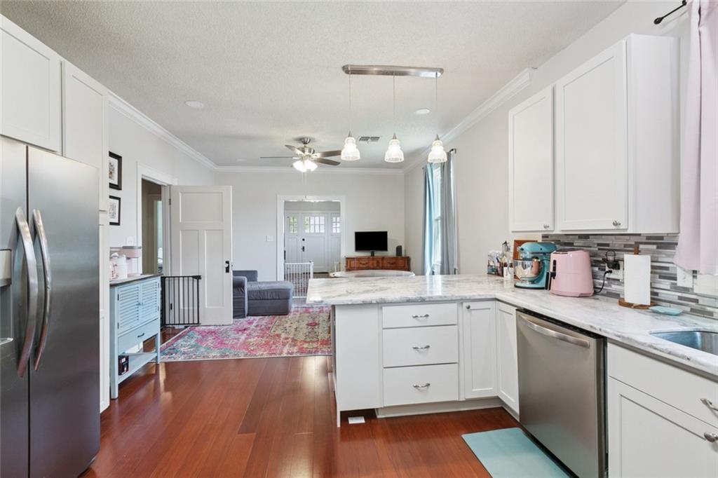 220 Moss Lane River Ridge, LA 70123 - Photo 5 of 20