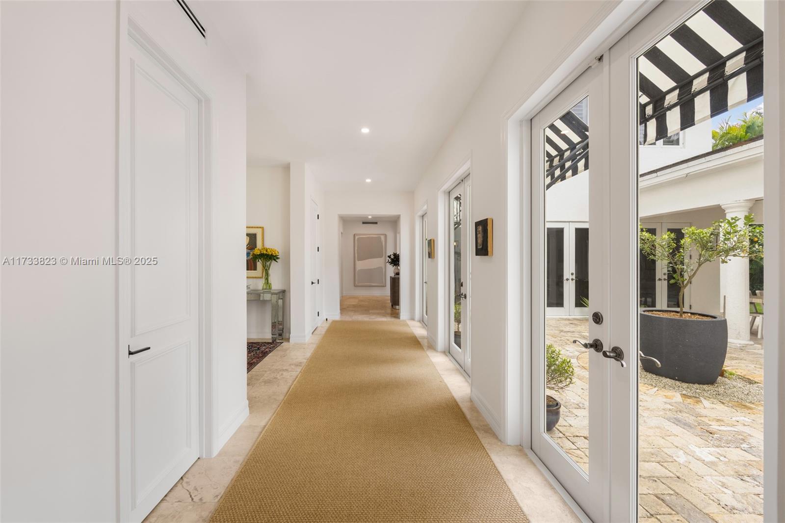 7260 Erwin Road Miami, FL 33143 - Photo 10 of 32