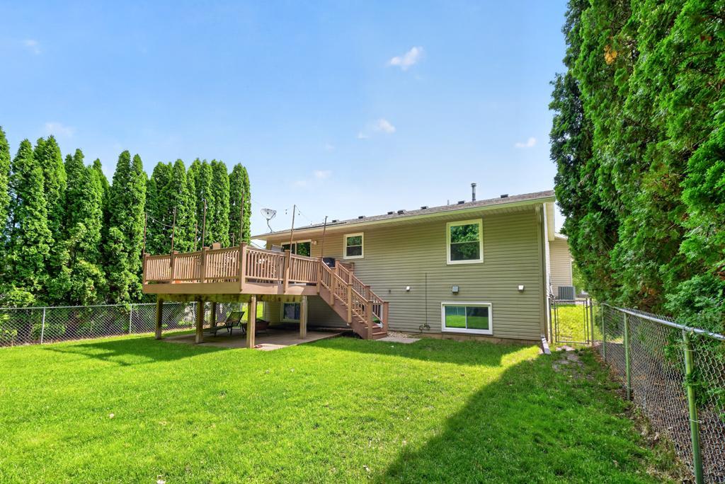 5023 25th Avenue Northwest Rochester, MN 55901 - Photo 35 of 39