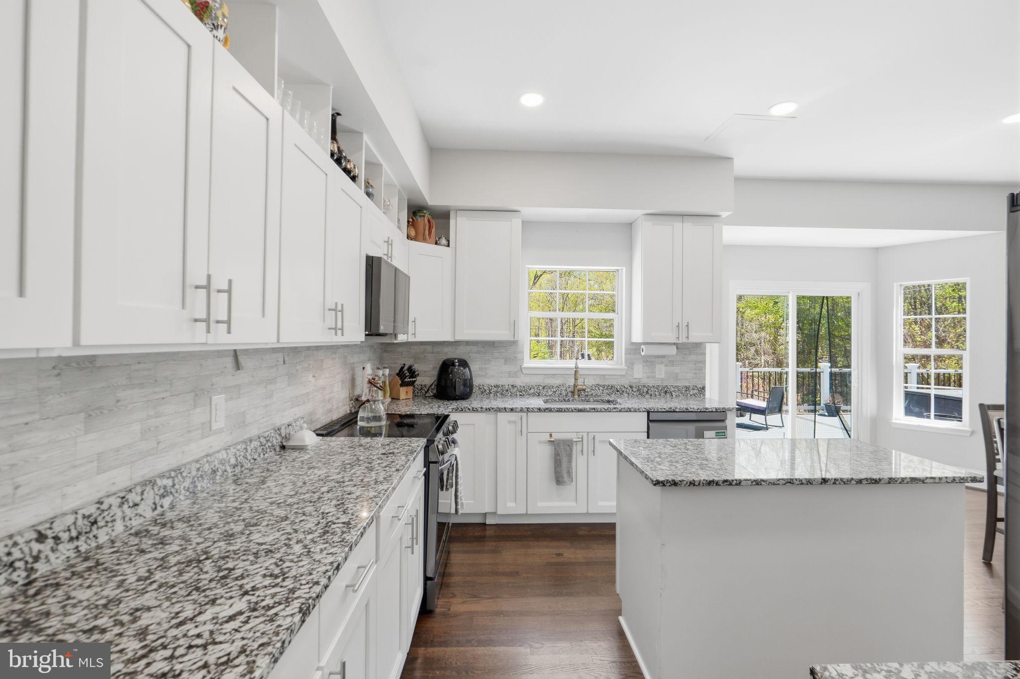 9991 Suheil Road Manassas, VA 20111 - Photo 11 of 73