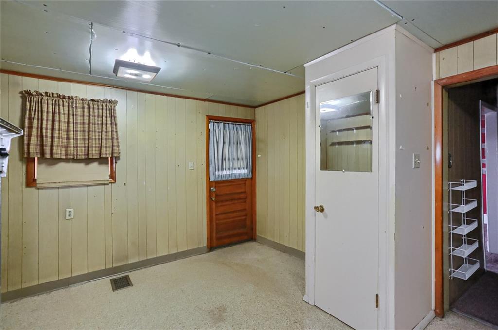 516 17th Street Beaver Falls, PA 15010 - Photo 12 of 28 en view interior of the house