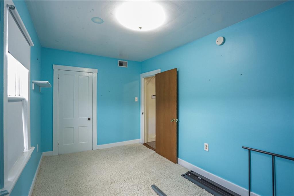 516 17th Street Beaver Falls, PA 15010 - Photo 24 of 28 an empty room with closet