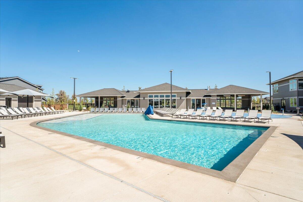3871 Northeast Oakside Loop Bend, OR 97701 - Photo 44 of 50 Petrosa Pool