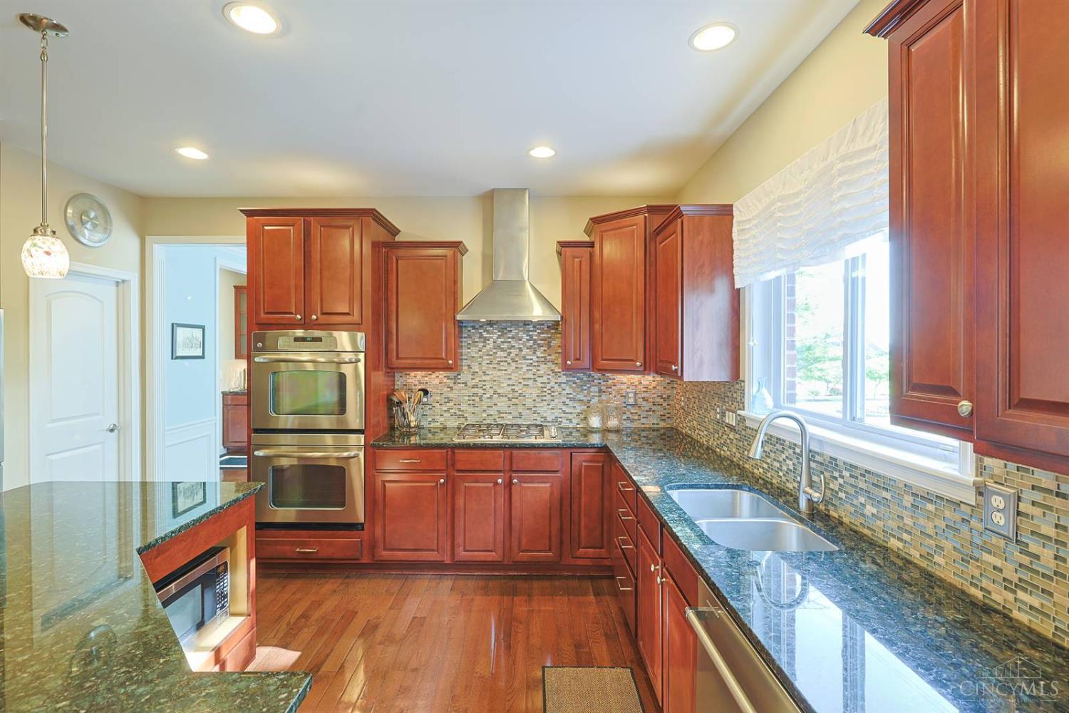 3328 Riverside Drive Mason, OH 45040 - Photo 18 of 88