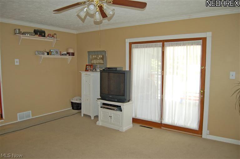 35480 Bainbridge Road Solon, OH 44139 - Photo 15 of 25
