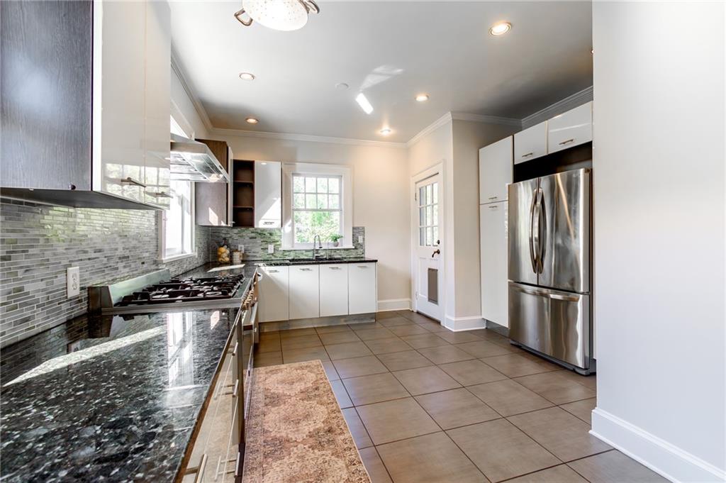 628 Cooledge Avenue Northeast Atlanta, GA 30306 - Photo 19 of 56