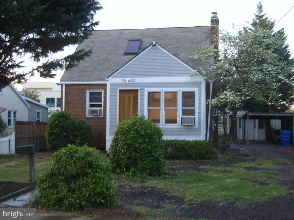2820 1st Road North Arlington, VA 22201 - Photo 1 of 18 Exterior (Front)