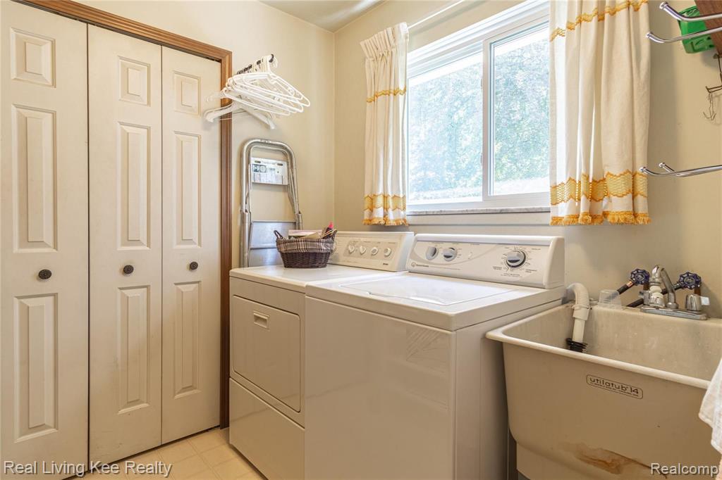 2155 Wayward Drive Rochester Hills, MI 48309 - Photo 19 of 38