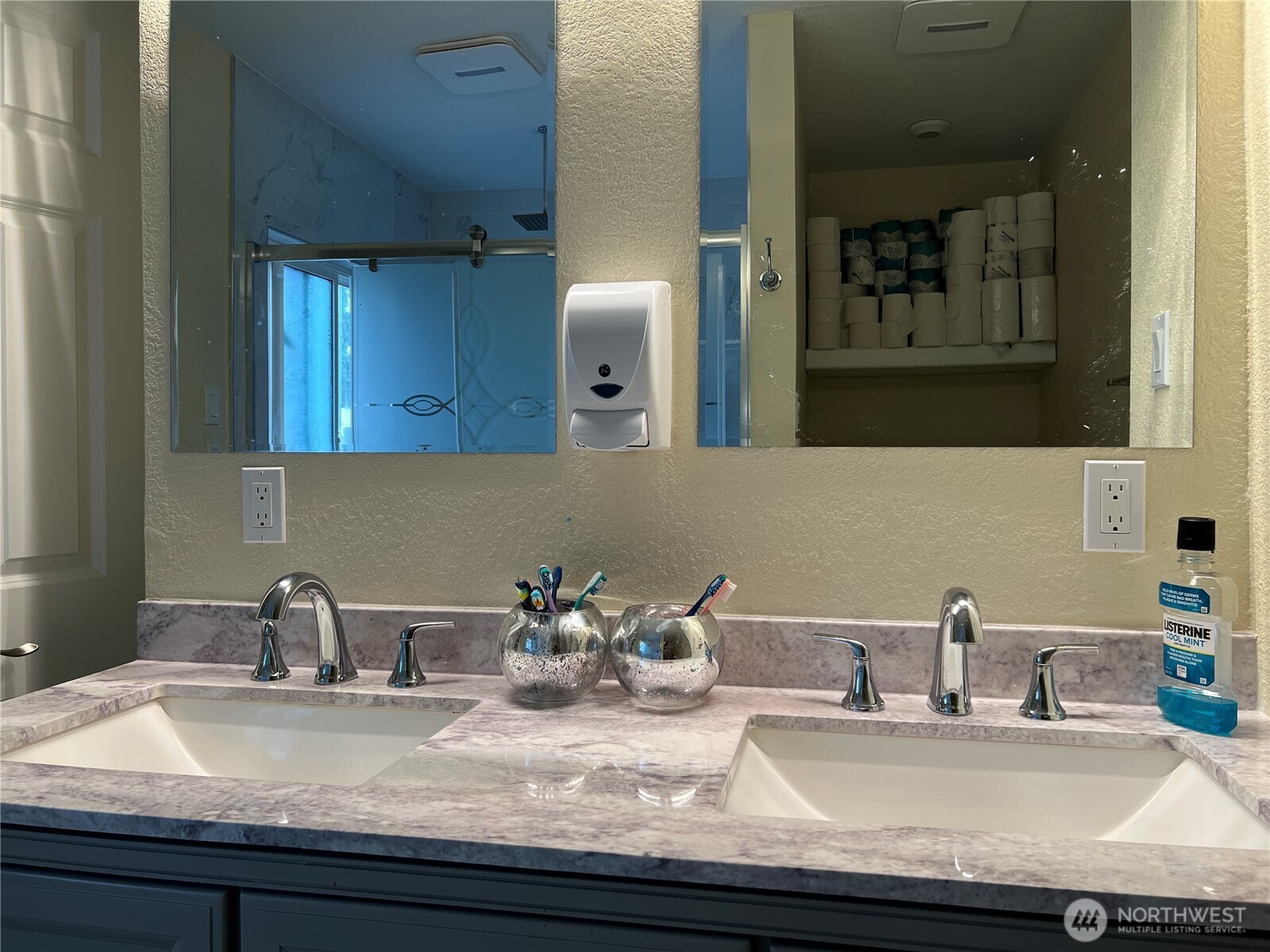 7523 Upper Ridge Road Everett, WA 98203 - Photo 19 of 34
