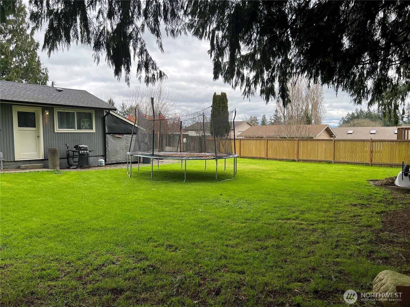 7523 Upper Ridge Road Everett, WA 98203 - Photo 32 of 34