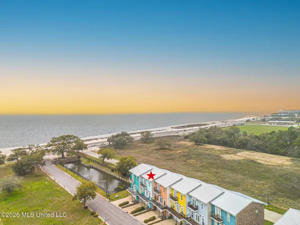 $300,000 | 2 Oak Alley Lane, Long Beach, MS 39560