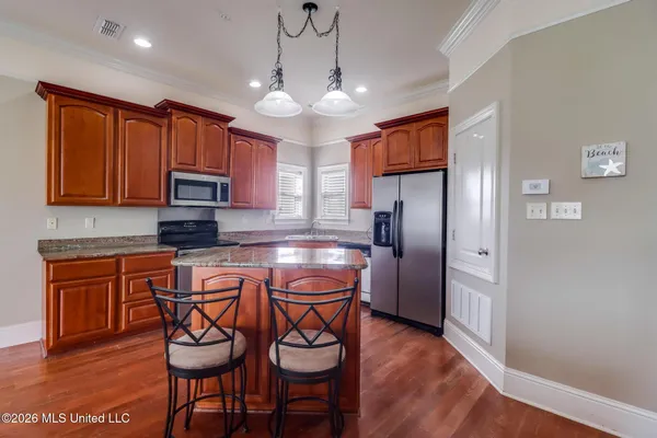 $300,000 | 2 Oak Alley Lane, Long Beach, MS 39560