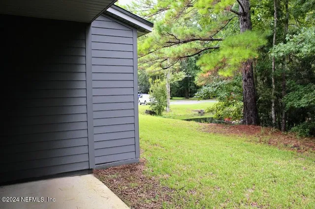 a view of outdoor space