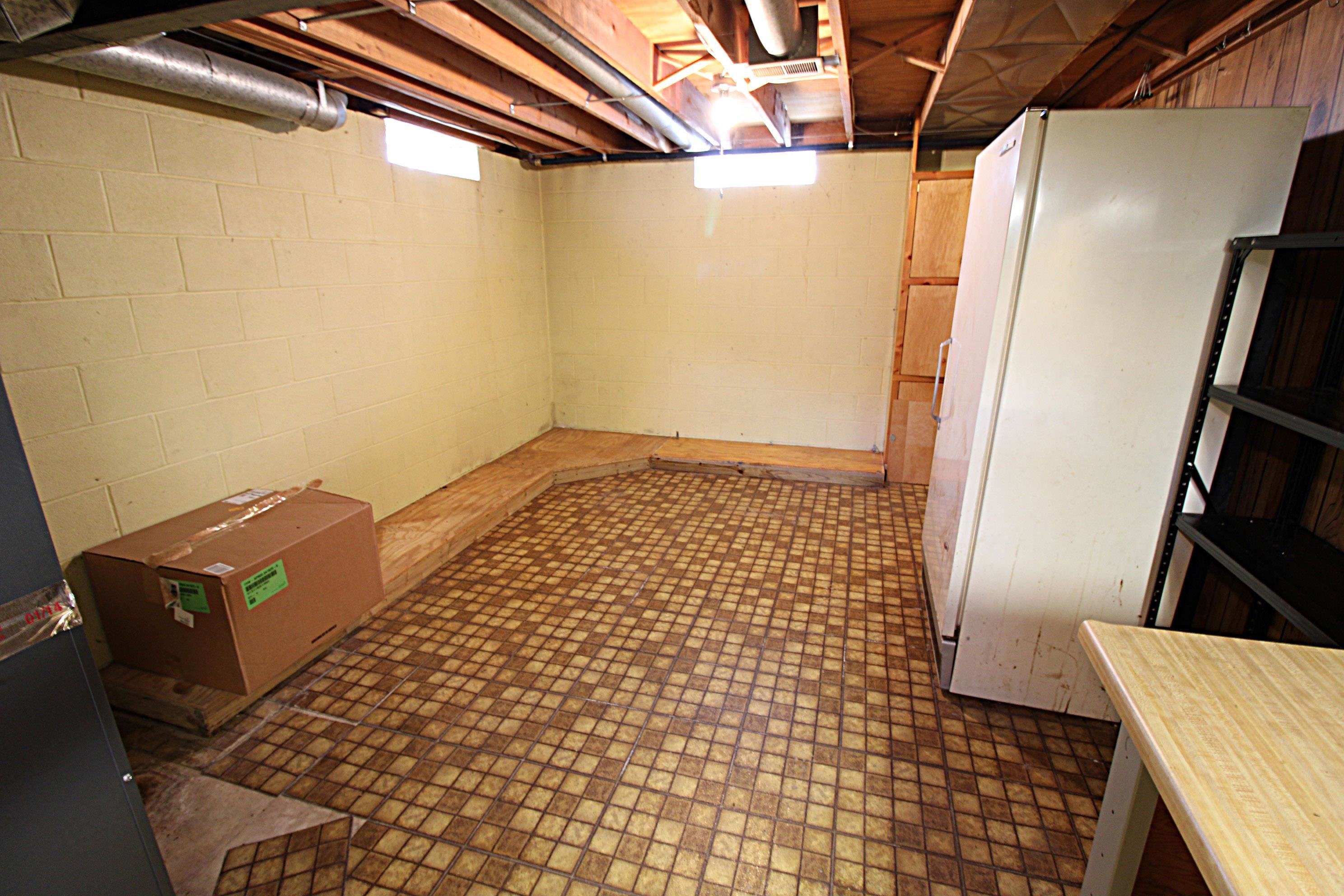 48501 East Ranch Drive New Baltimore, MI 48051 - Photo 31 of 34 50178739-f3f7313a-01c7-4a51-8caa-1c6af8d9faa1.JPG