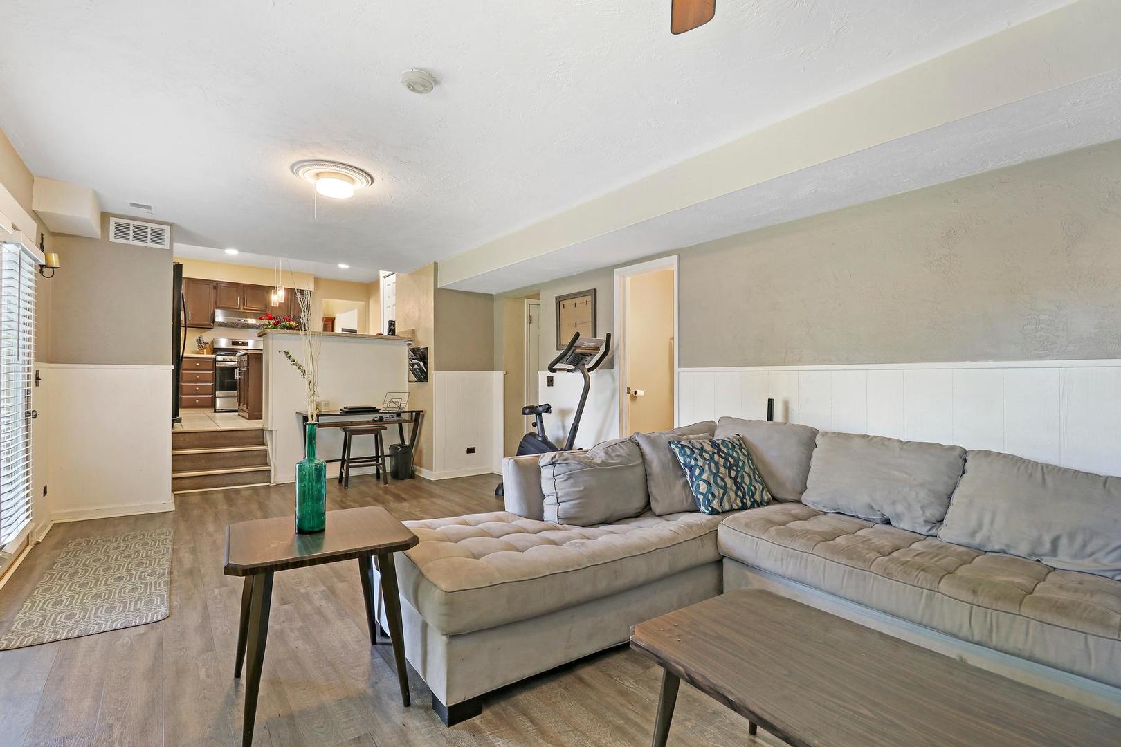 10254 West Beach Road Beach Park, IL 60099 - Photo 11 of 25 a living room with furniture and a couch