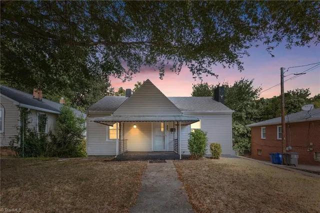 $229,900 | 437 24th Street Northwest, Winston-Salem, NC 27105