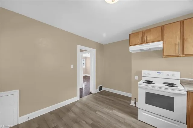 $229,900 | 437 24th Street Northwest, Winston-Salem, NC 27105