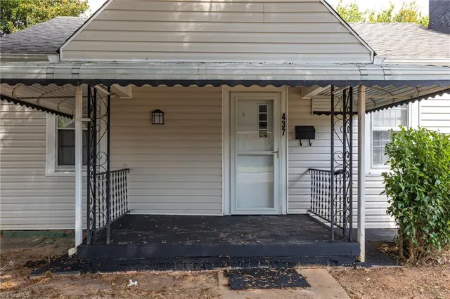 $229,900 | 437 24th Street Northwest, Winston-Salem, NC 27105