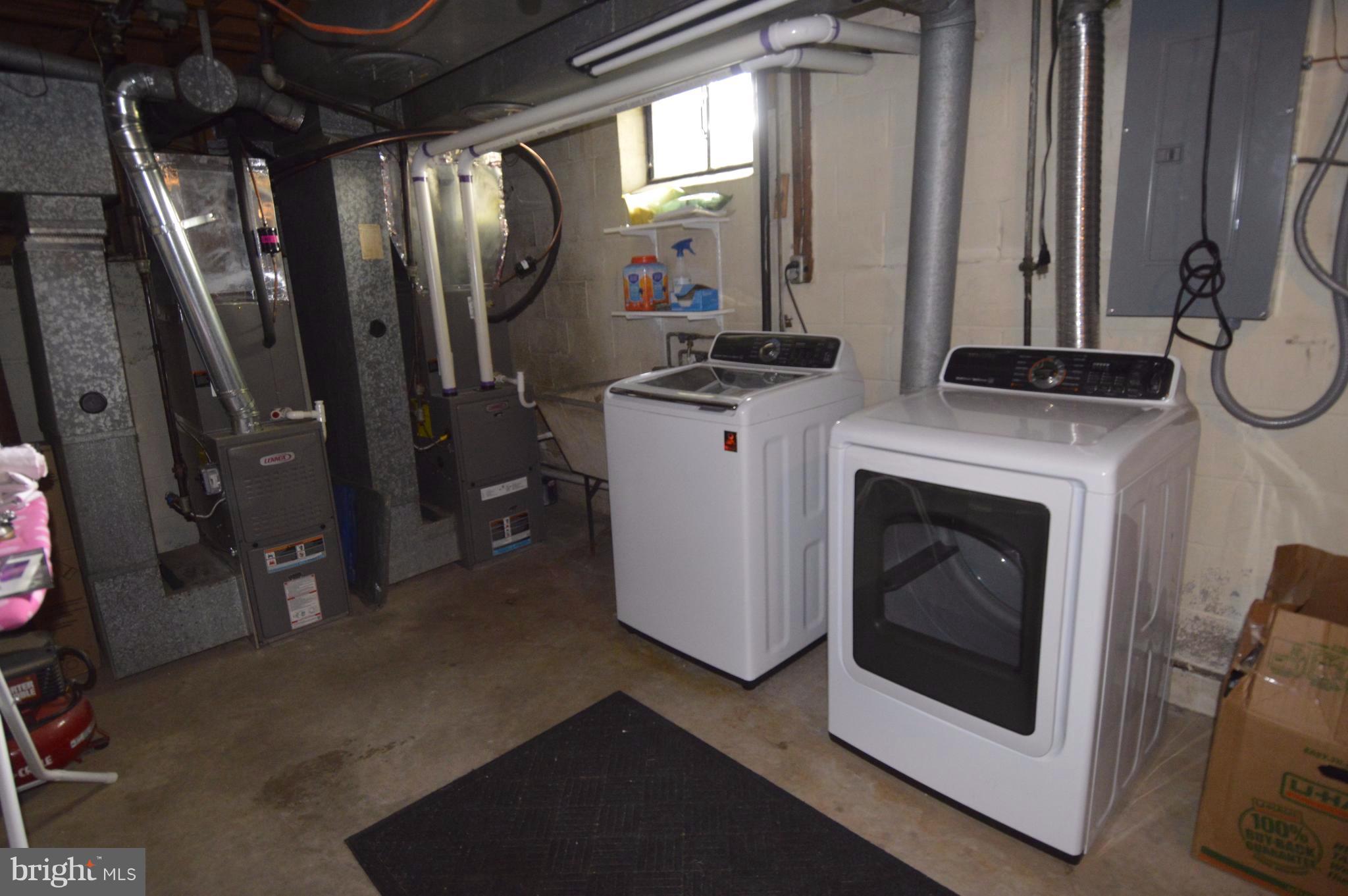 1730 Weyburn Road Baltimore, MD 21237 - Photo 24 of 25 a utility room with dryer and washer