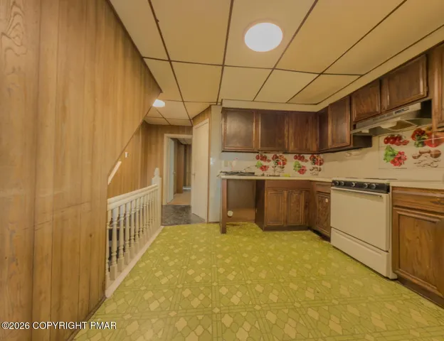 $1,325 | 441 Spruce Street, Hazleton, PA 18201