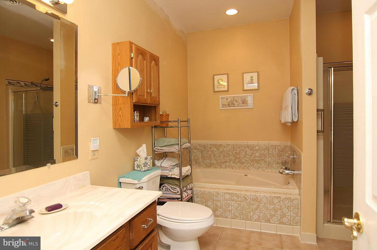 3832 Baker Road Westminster, MD 21157 - Photo 26 of 30 Bath (Master)