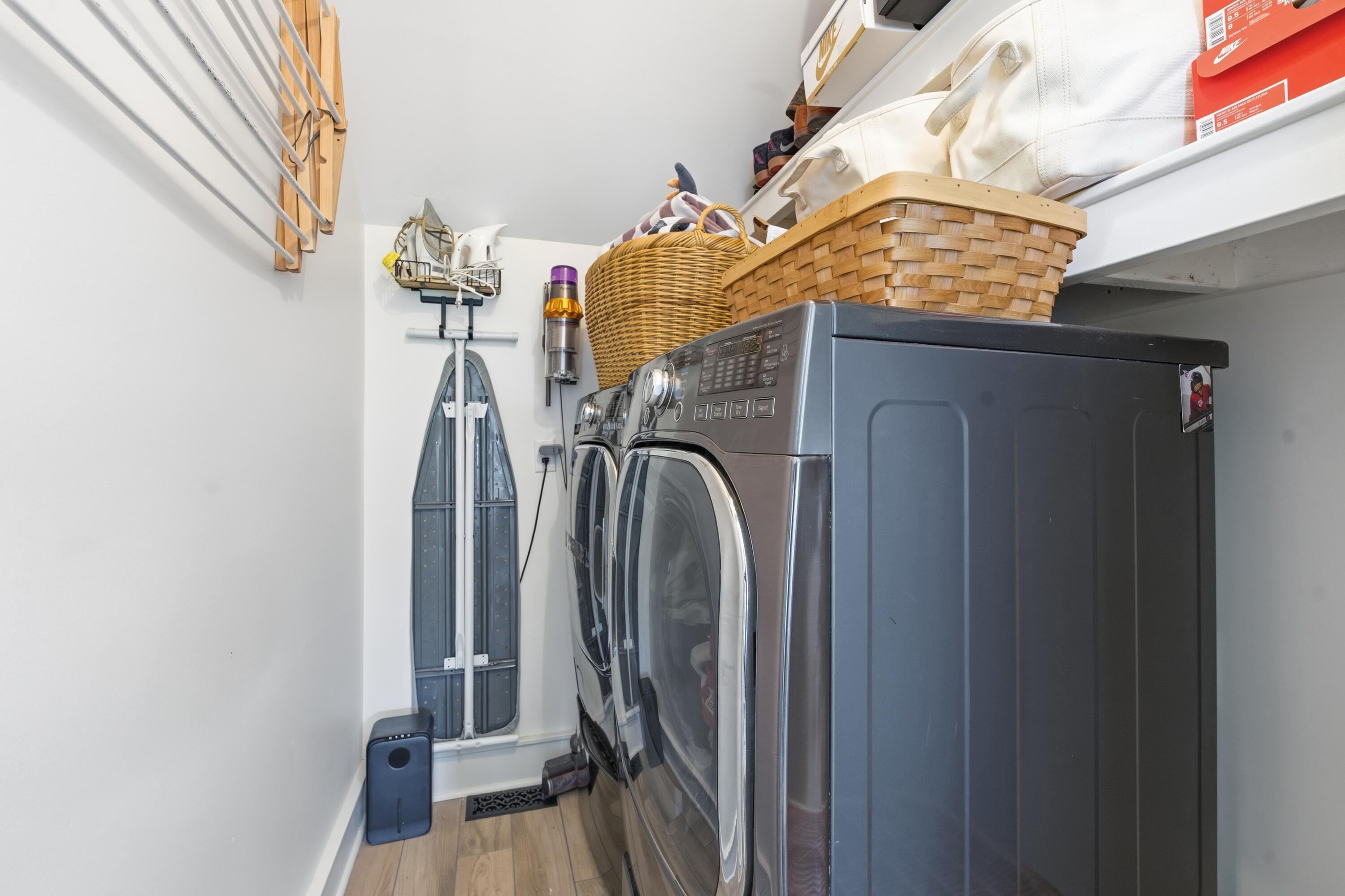 394 Arden Road Columbus, OH 43214 - Photo 32 of 46 Laundry